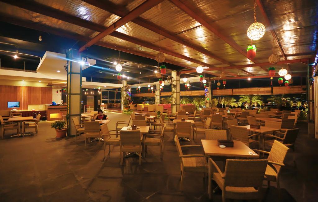 Borneo Hotel Pontianak Kültér fotó