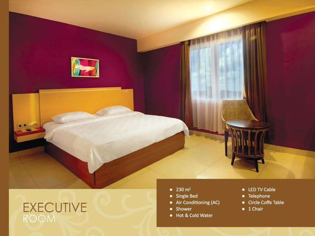Borneo Hotel Pontianak Kültér fotó
