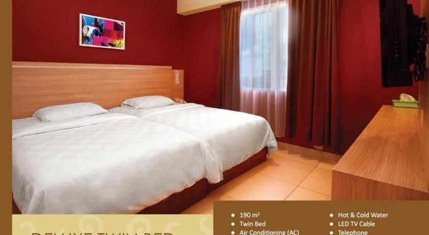 Borneo Hotel Pontianak Kültér fotó